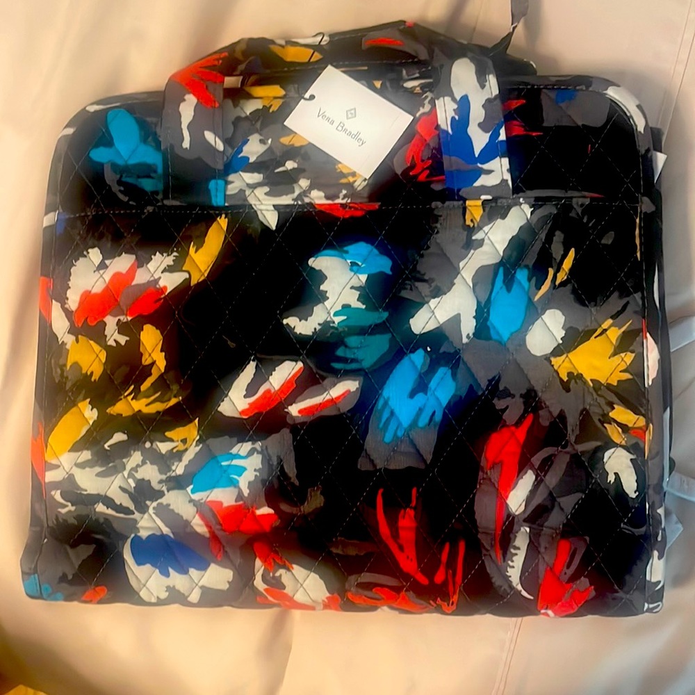 Brand new Vera Bradley hanging organizer